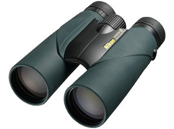 Binocluri Nikon Sporter