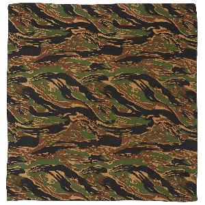 Bandana Patrata Camuflaj Tiger Stripe