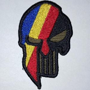 Ecuson Punisher Tricolor, Negru