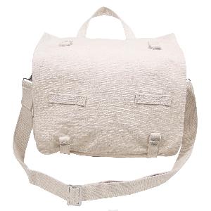 Geanta Military Mare, Natur